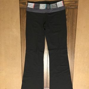 Lululemon Groove Pant Size 6